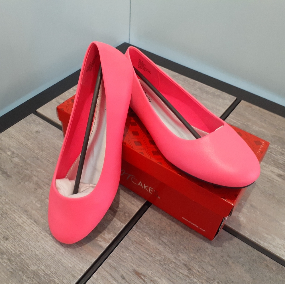 Flats - Picture 11 of 12